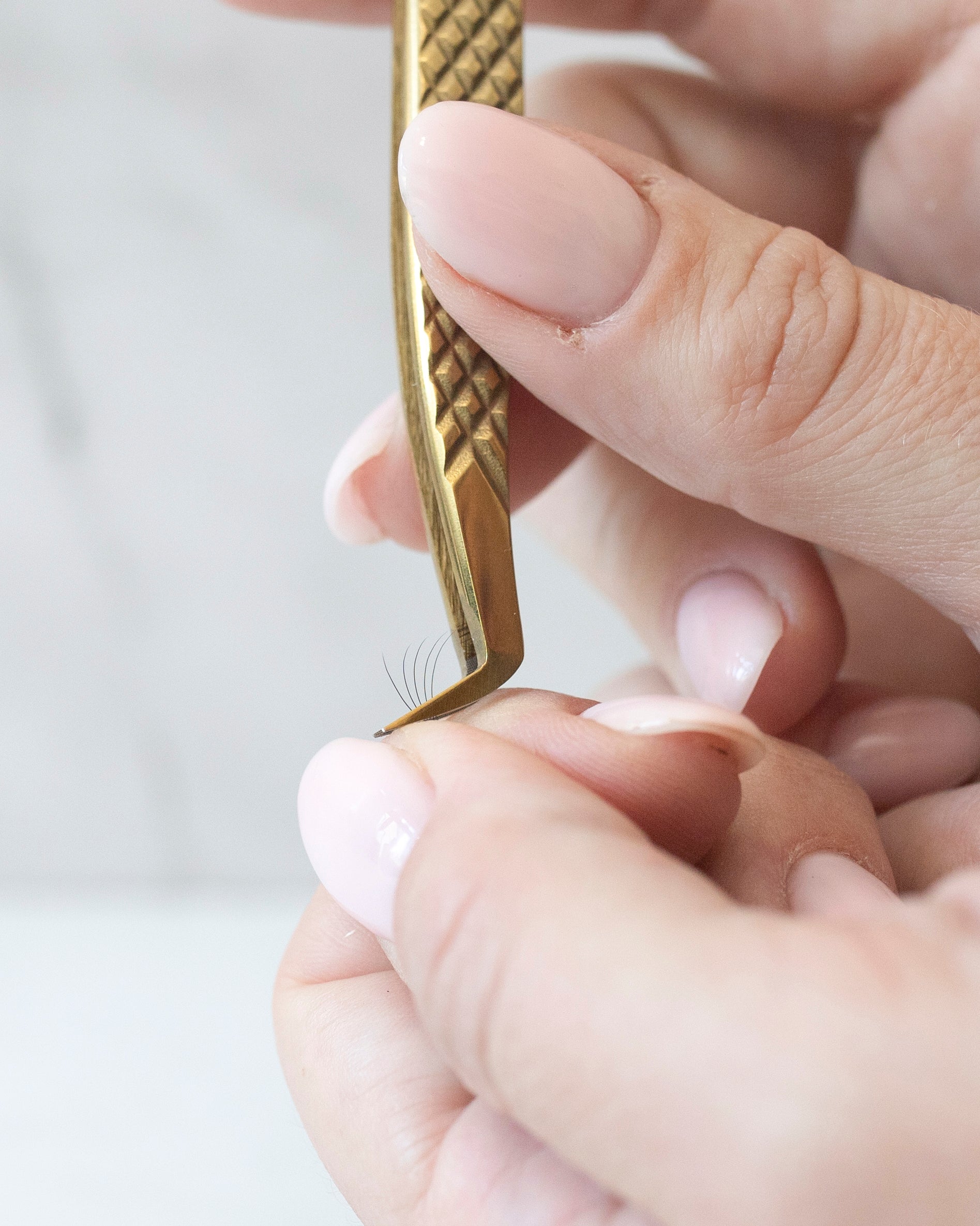 Volume Tweezers