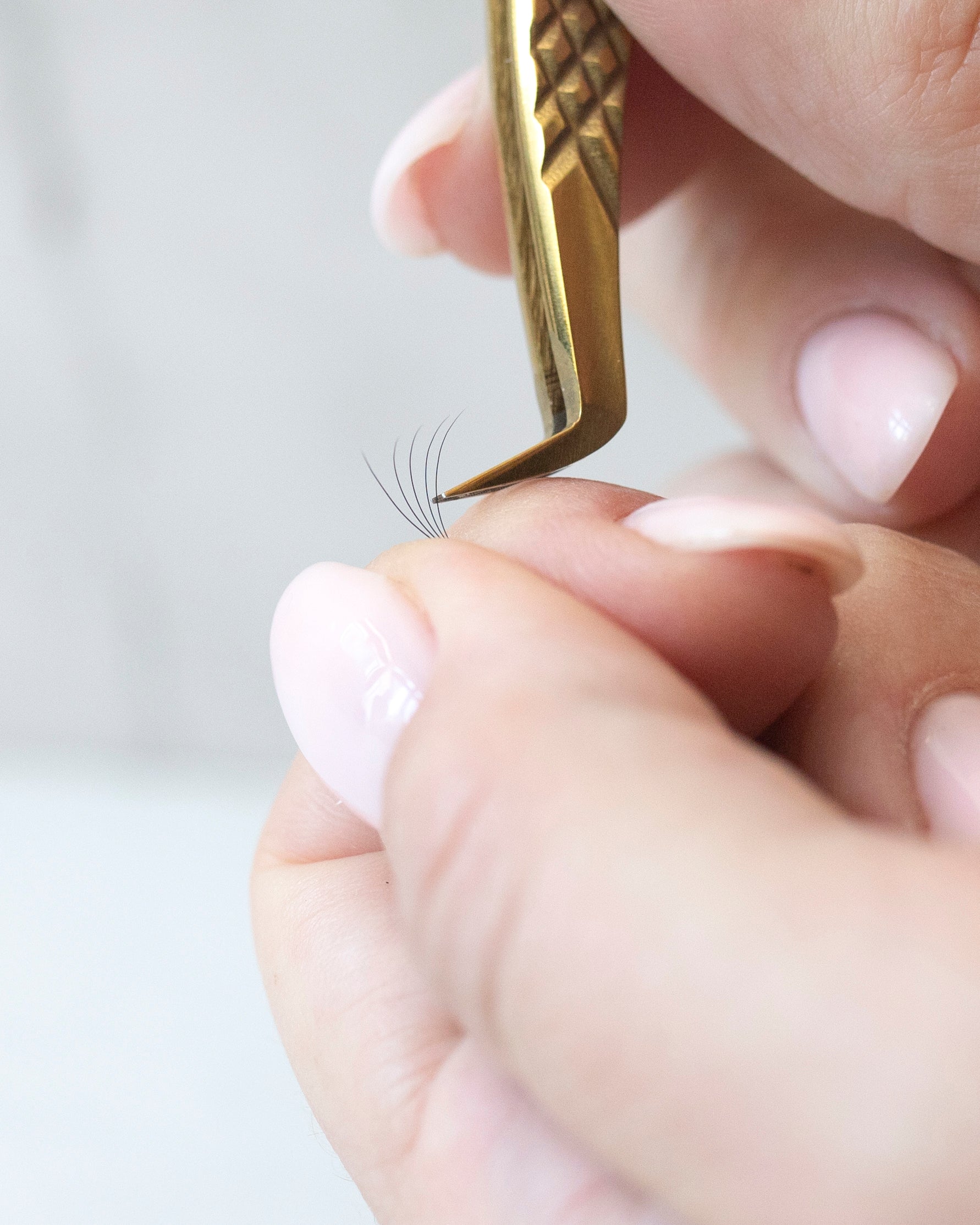 Volume Tweezers