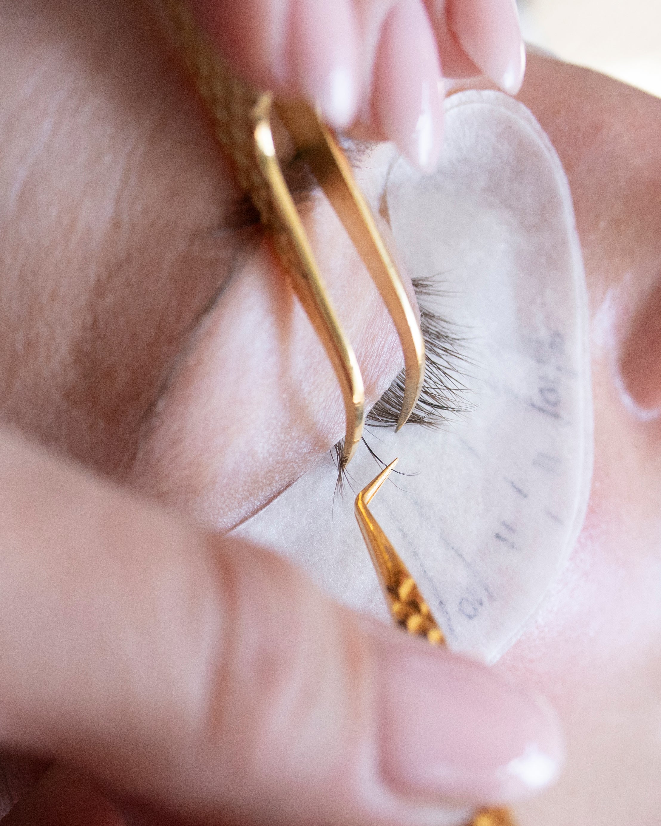 45 Degree Angle 8mm/“Needle-style” Volume Tweezer