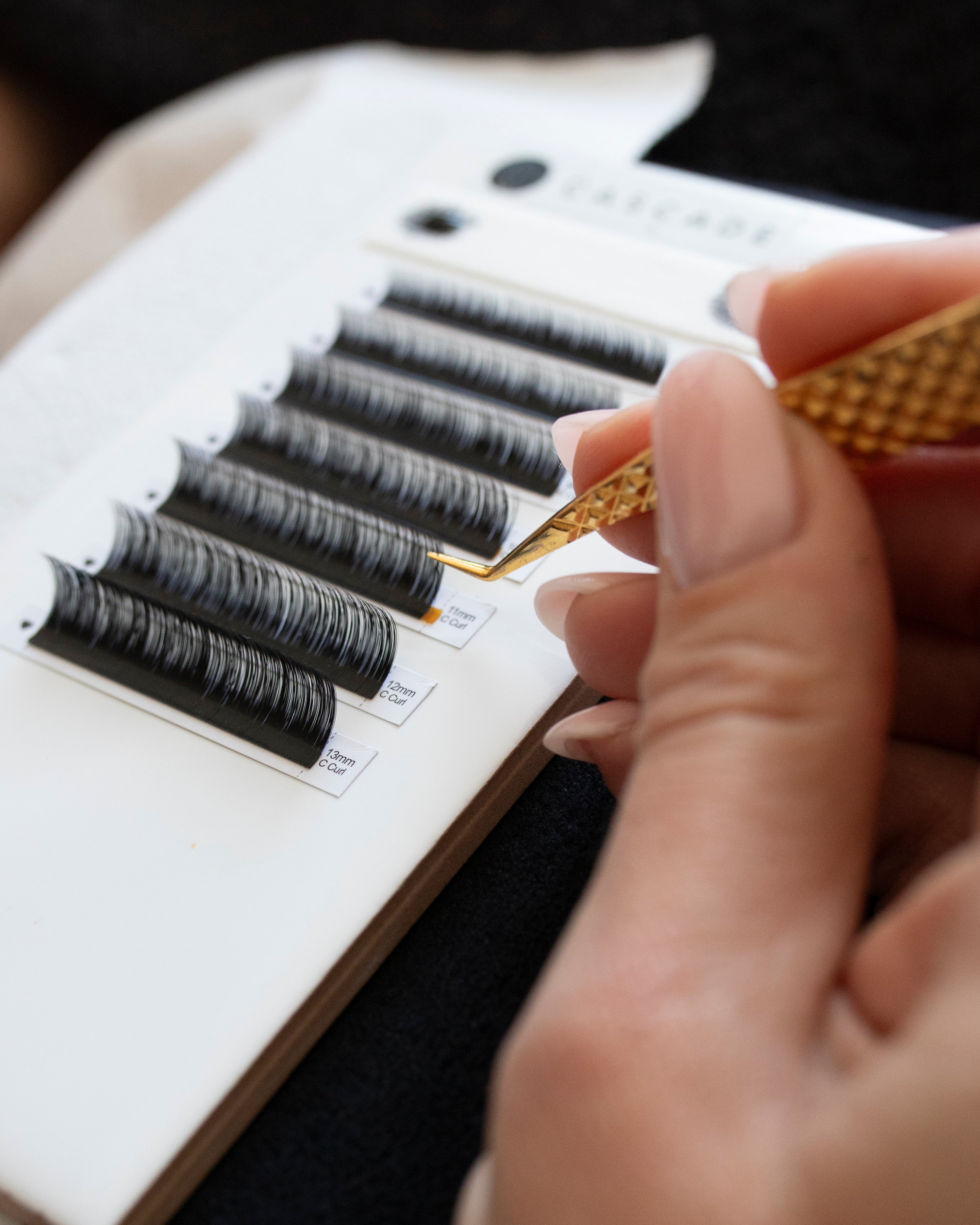 Russian Volume Lash Trays (12 rows)